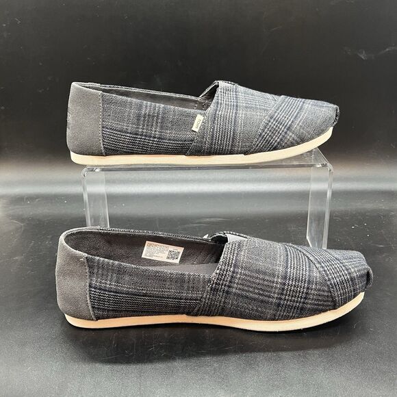 TOMS Women's Black Plaid Slip-On Shoes - Picture 2 of 8
